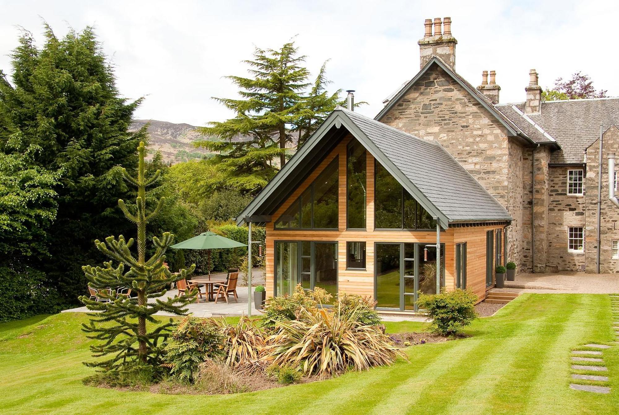 Craigatin House & Courtyard Guest House Pitlochry Exterior photo